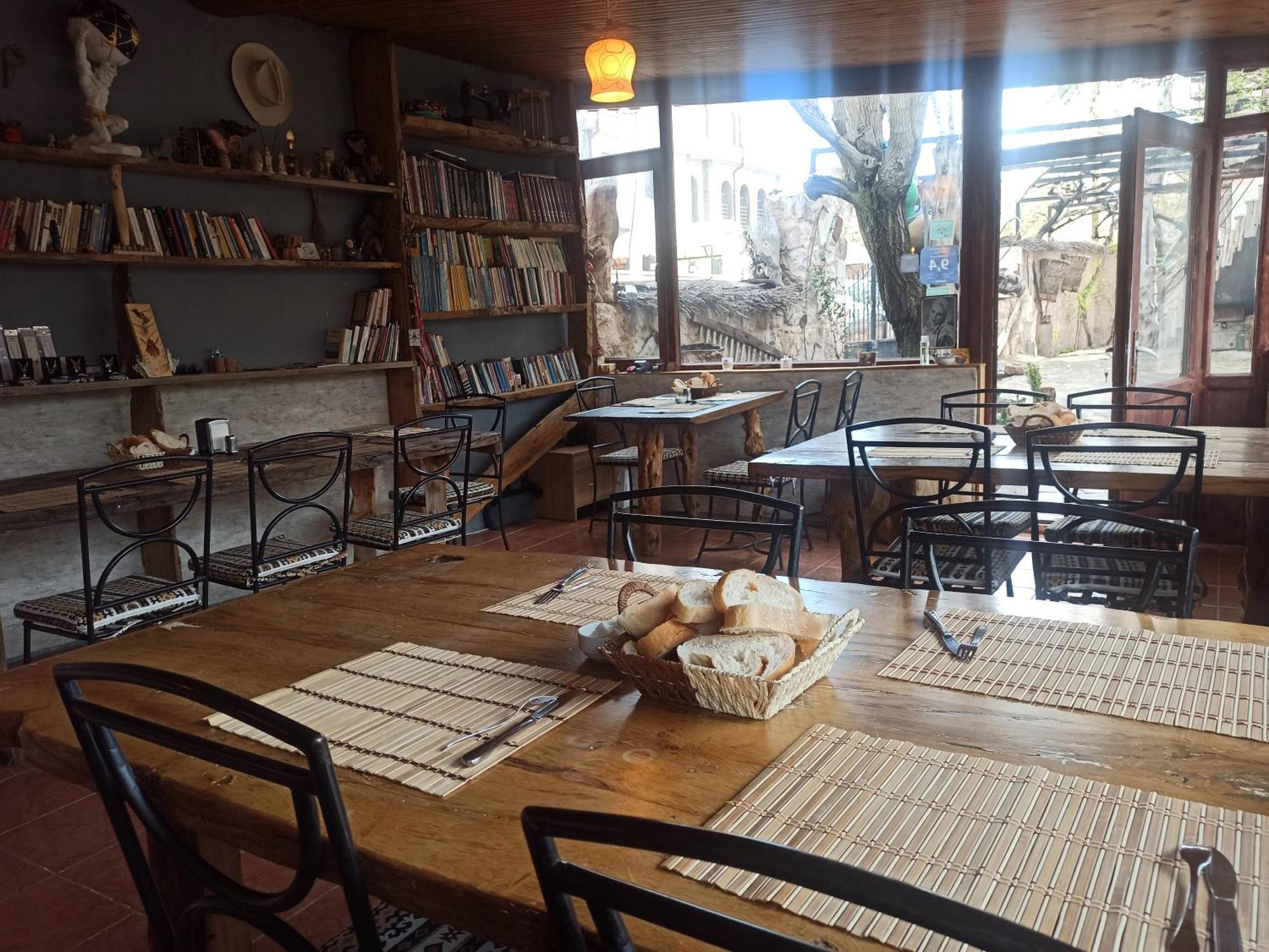 אוצ'יסר Philosophy Hotel מראה חיצוני תמונה
