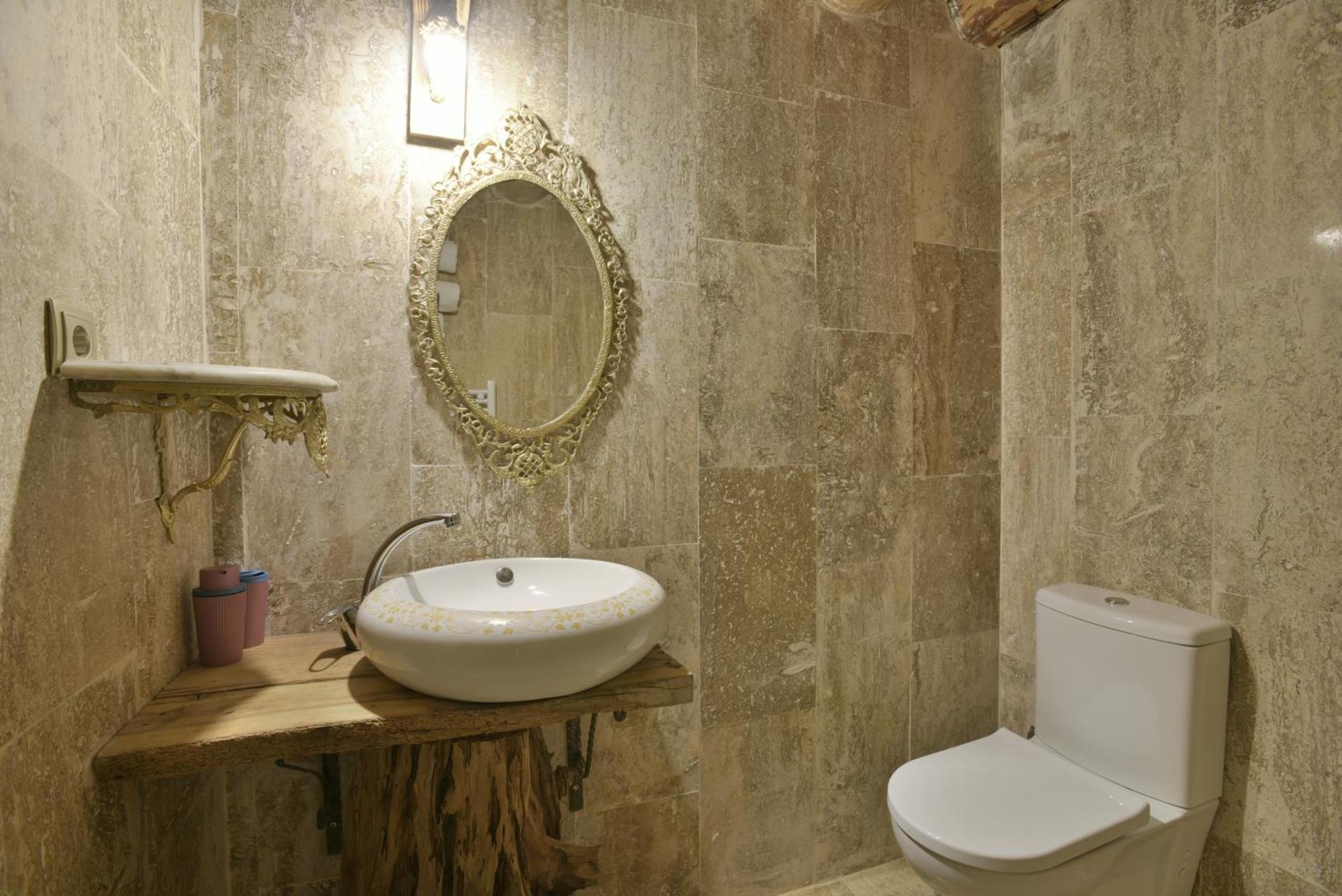 אוצ'יסר Philosophy Hotel מראה חיצוני תמונה
