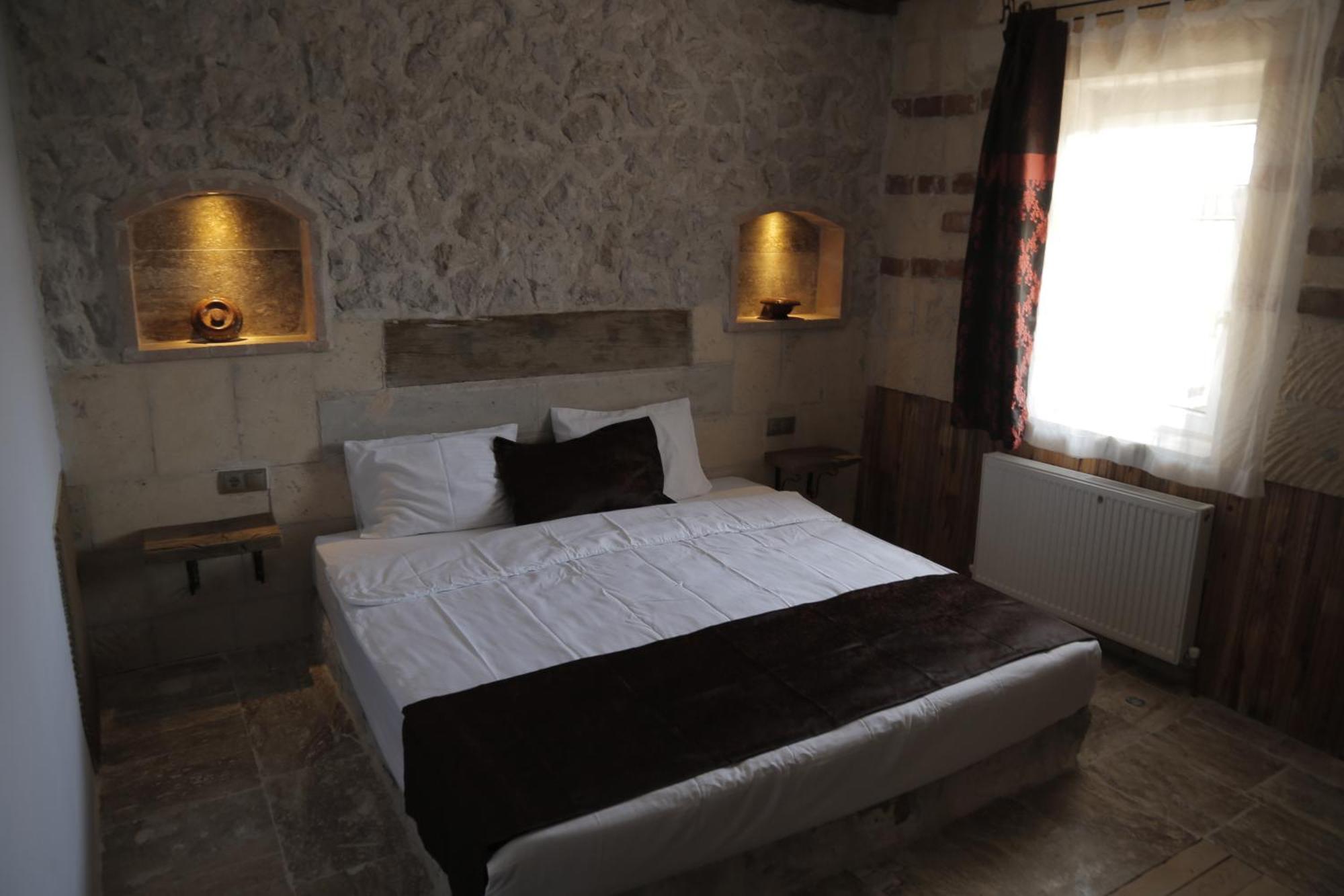 אוצ'יסר Philosophy Hotel מראה חיצוני תמונה