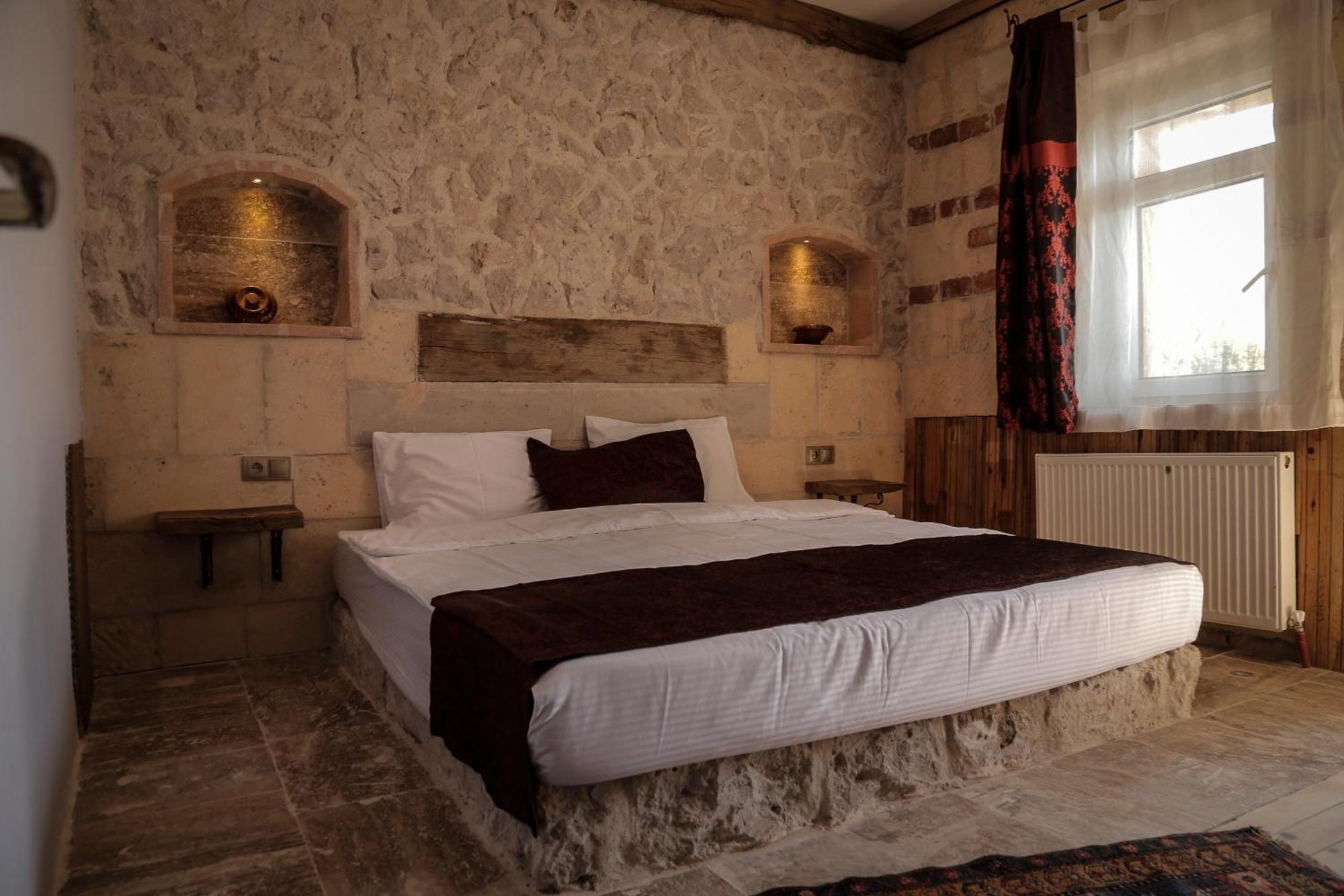 אוצ'יסר Philosophy Hotel מראה חיצוני תמונה